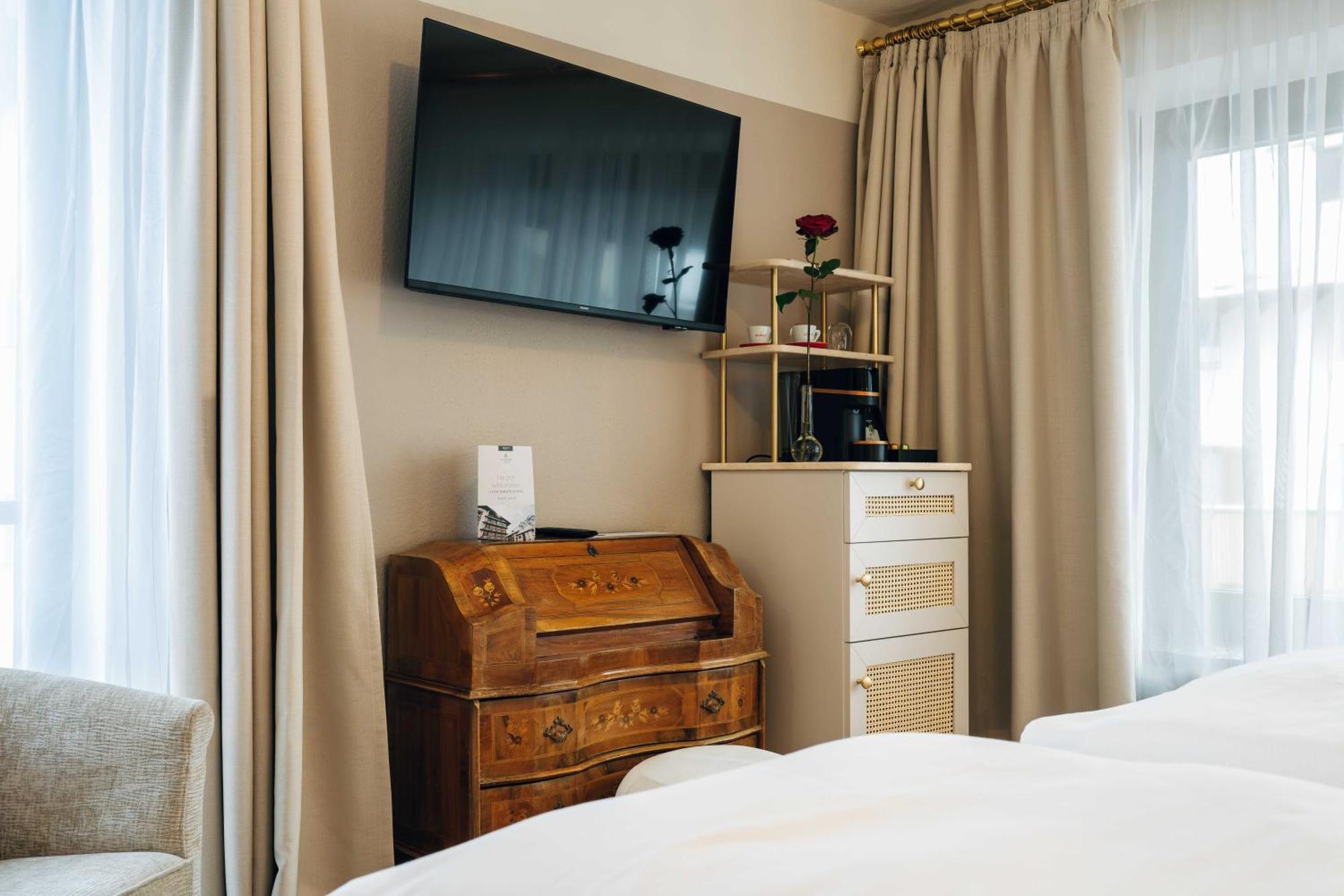 A-Rosa Collection Hotel Thurnher'S Alpenhof Zuers ภายนอก รูปภาพ