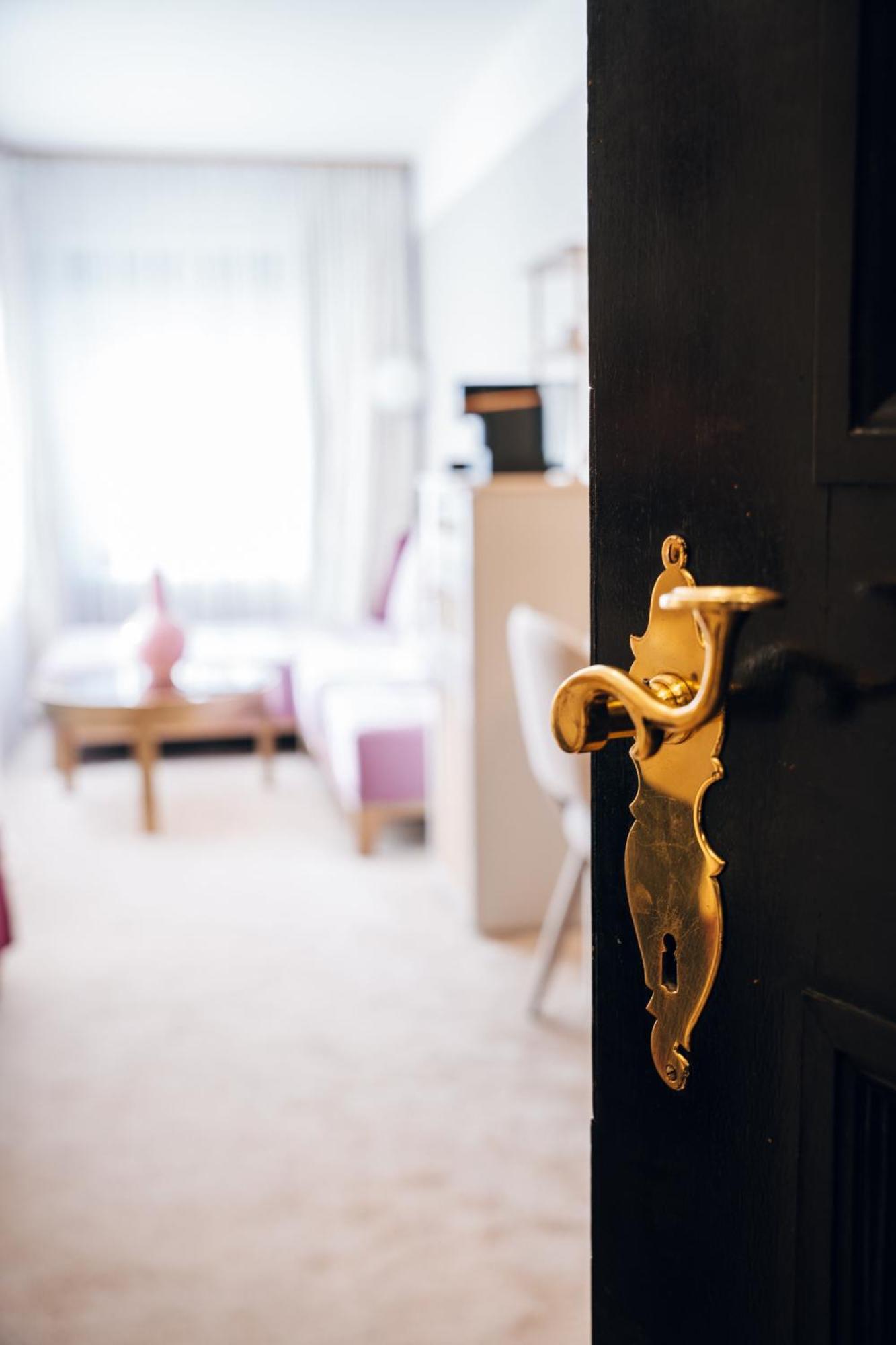 A-Rosa Collection Hotel Thurnher'S Alpenhof Zuers ภายนอก รูปภาพ
